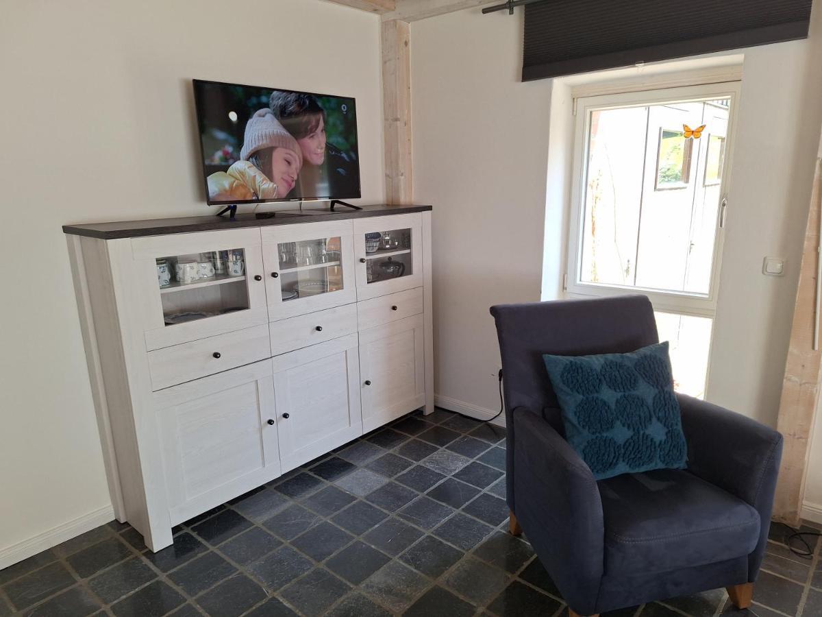 רוטגן Ferienhaus Altes Backhaus מראה חיצוני תמונה
