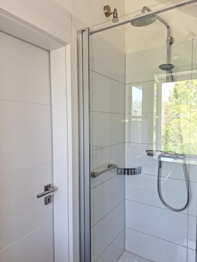 רוטגן Ferienhaus Altes Backhaus מראה חיצוני תמונה
