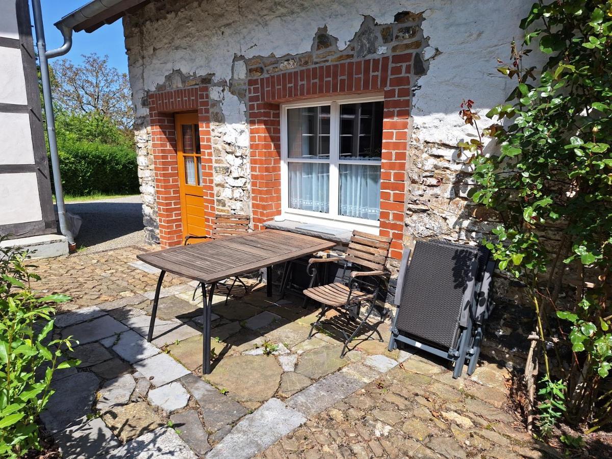רוטגן Ferienhaus Altes Backhaus מראה חיצוני תמונה