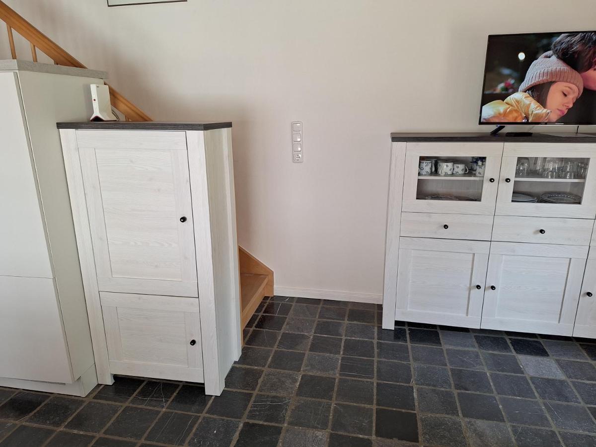 רוטגן Ferienhaus Altes Backhaus מראה חיצוני תמונה